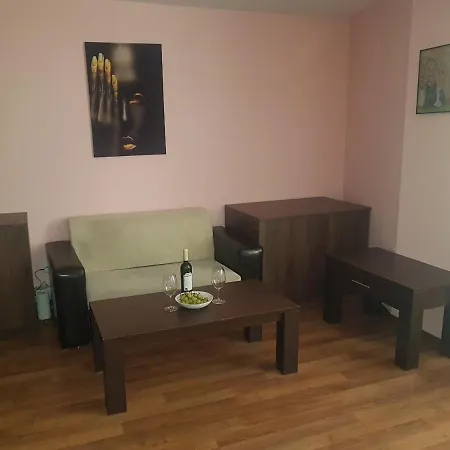 Apart Camelot Apartment *